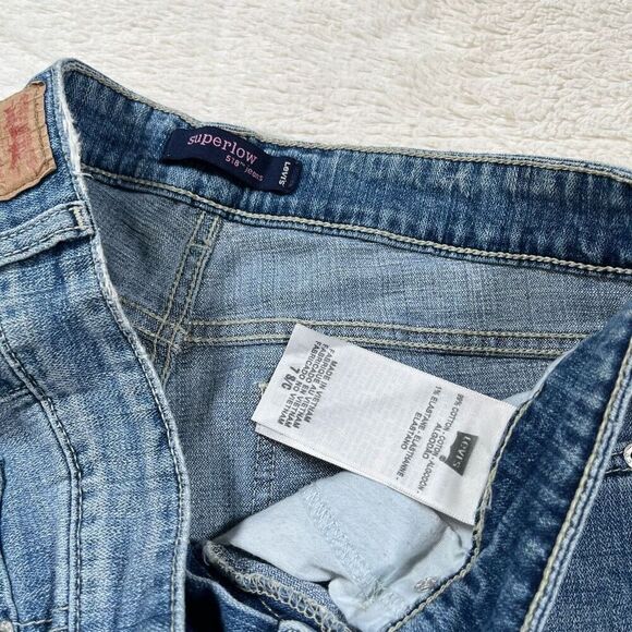 Vintage Y2K Levi’s 518 Super Low Women’s Flare Jeans - Picture 4 of 8